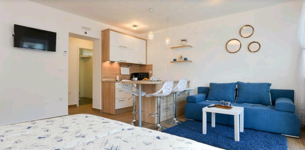 Lavender Apt. W. Balcony In Old Town Zadar Buitenkant foto